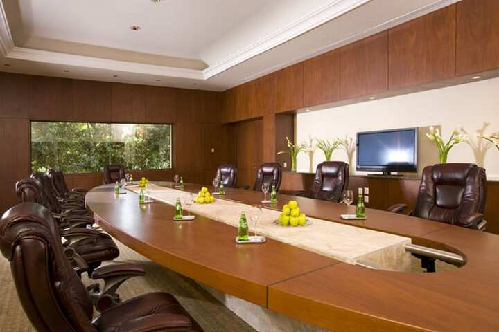 Business Center 126 of 149