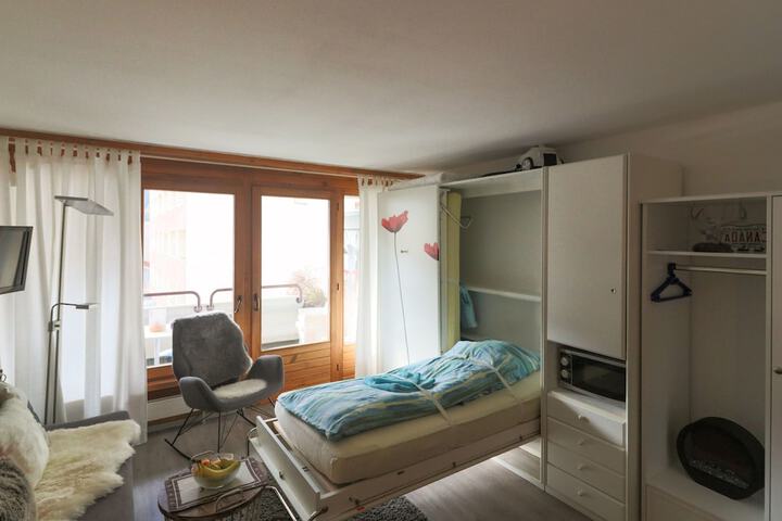 Room 21 of 169