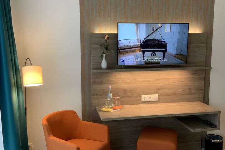 Room 12 of 47