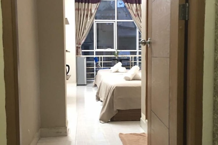 Room 17 of 32