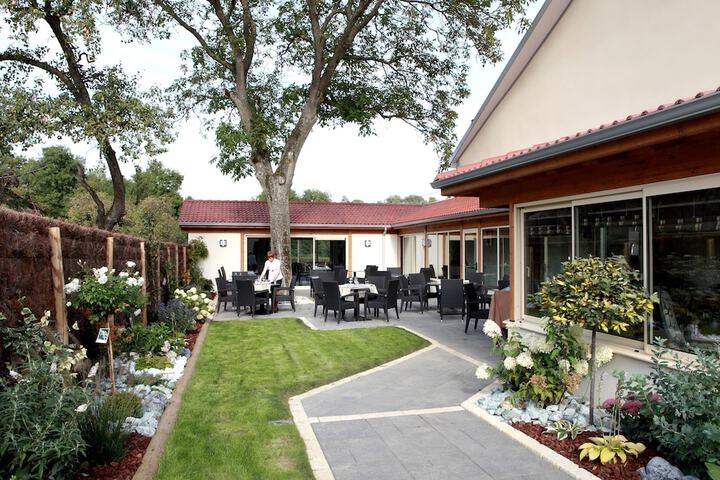 Terrace/Patio 24 of 26