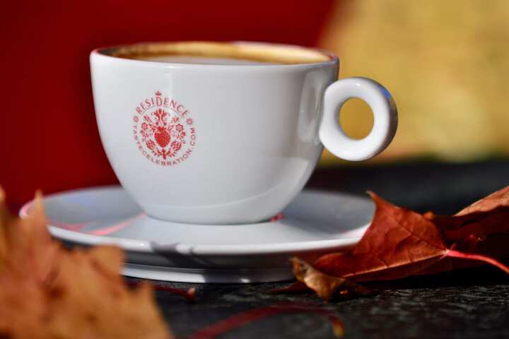 Breakfast/Coffee Service 24 of 42