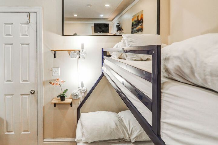 Room 43 of 268