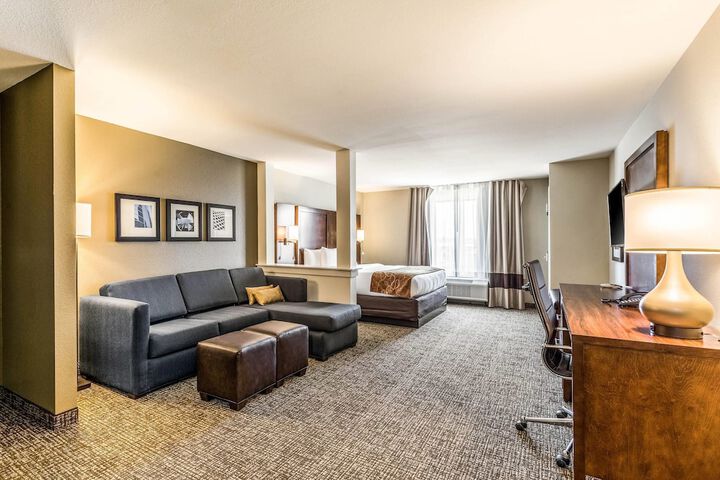 Room 21 of 39