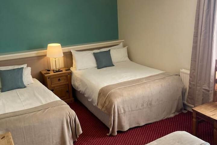 Room 3 of 22