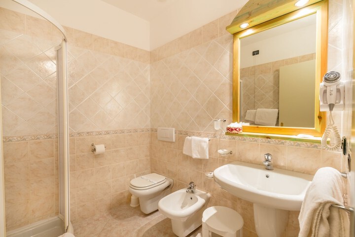 Bath Interior