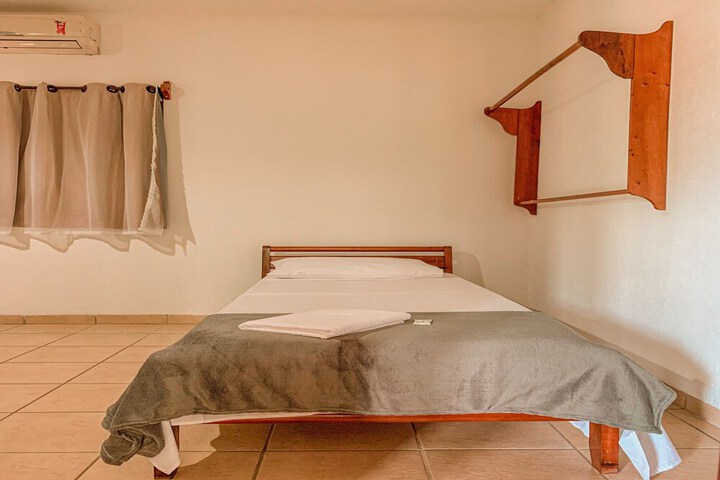 Room 6 of 39