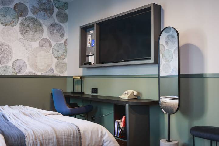 Room 32 of 134