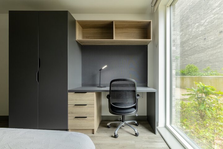 Room 8 of 21
