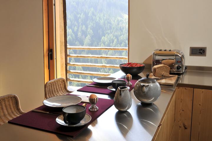 Dining Photos