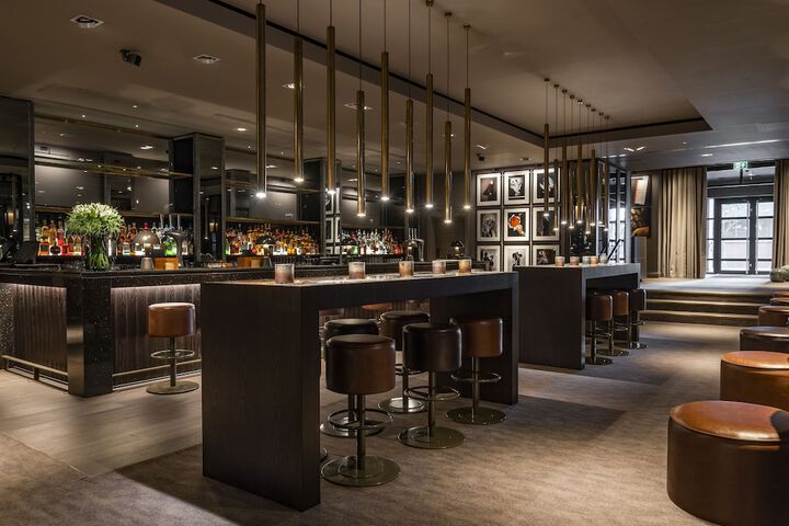Lounge 61 of 65