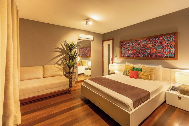 Room 19 of 46