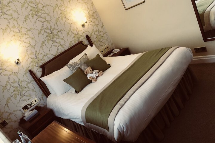 Room 3 of 68