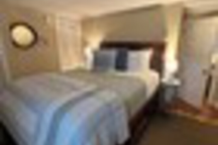 Room 110 of 297