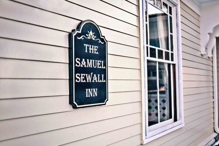 Hotel 4 of 75