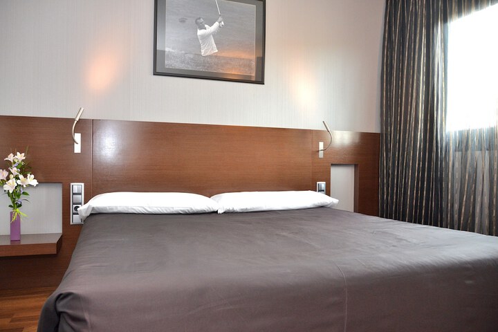 Room 3 of 46