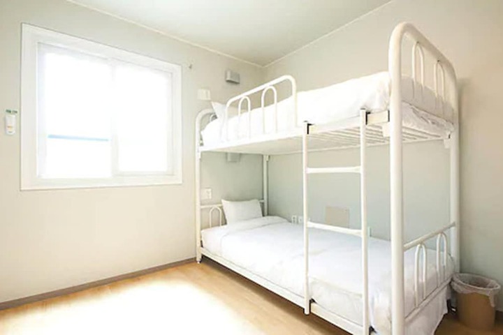Room 26 of 68