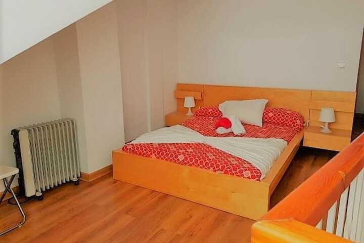 Room 16 of 349