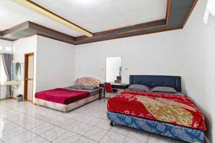 Room 9 of 36