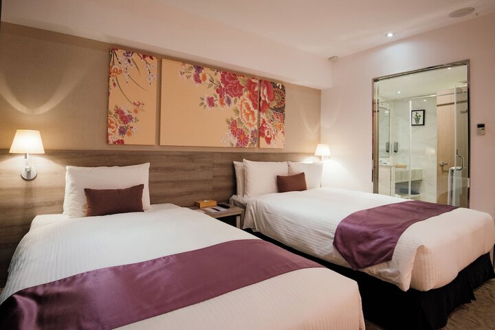 Room 19 of 53