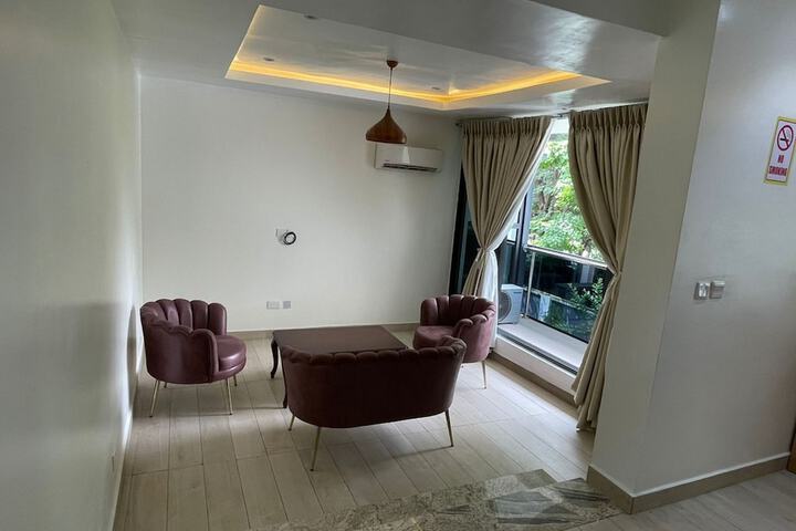 Room 10 of 40