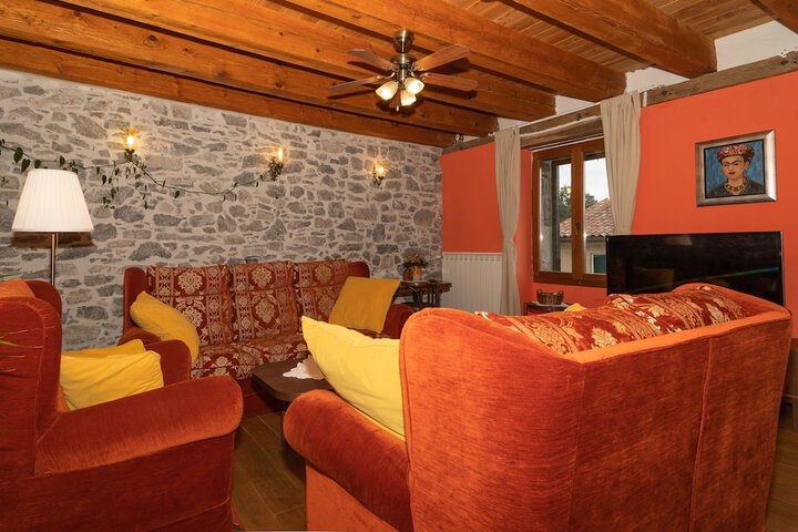 Room 15 of 43