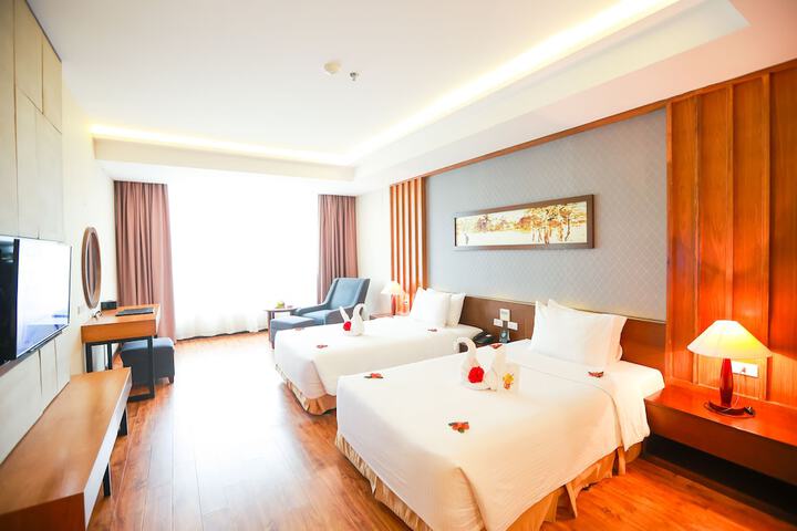 Room 18 of 65