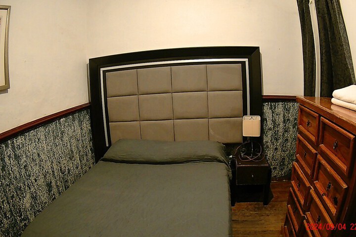 Room 91 of 152
