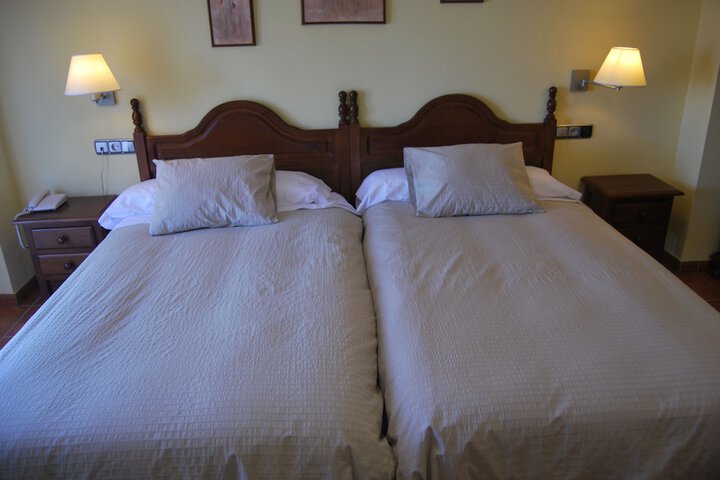 Room 14 of 42