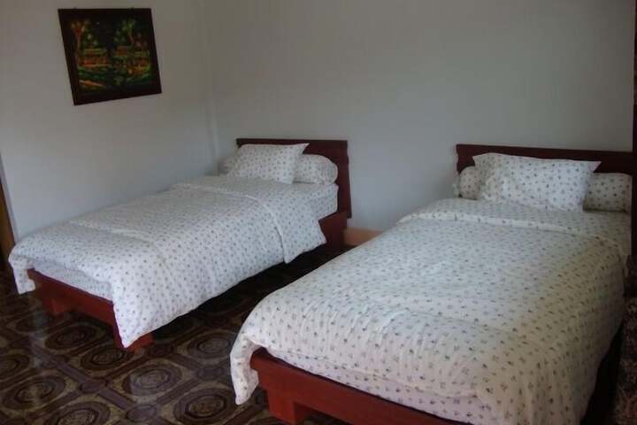 Room 6 of 54