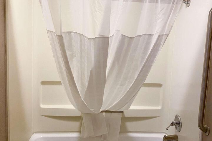 Standard | King Bed (15 of 21)