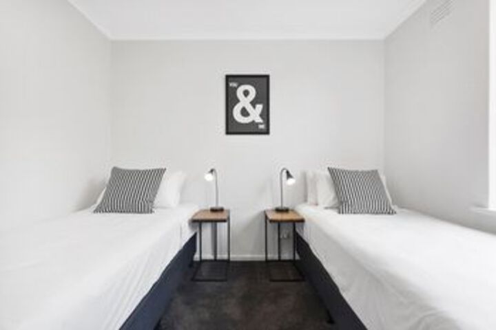 Room 5 of 26