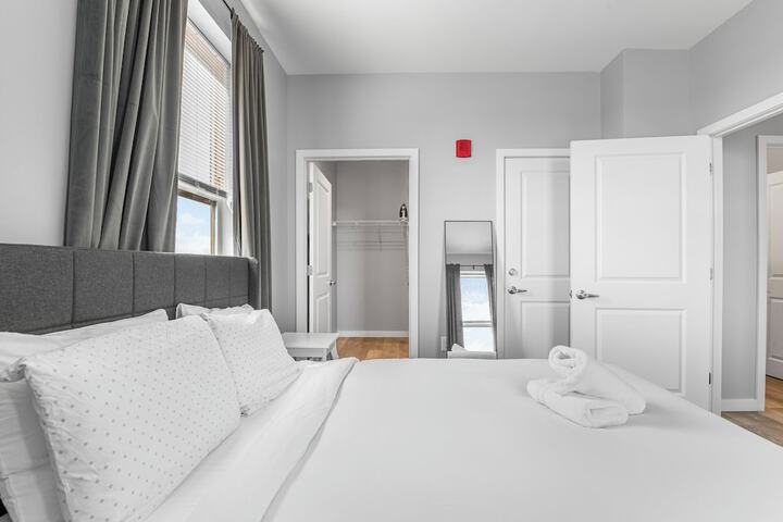Room 31 of 232