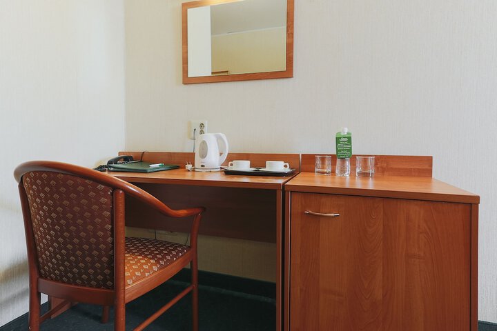 Room 9 of 88