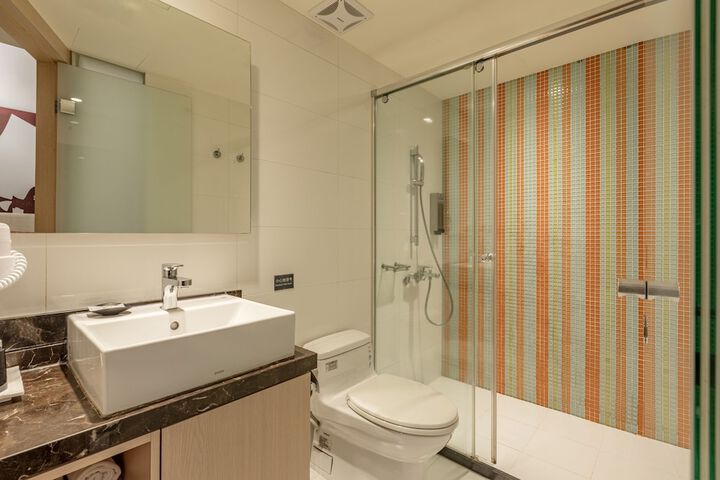 Room 42 of 55