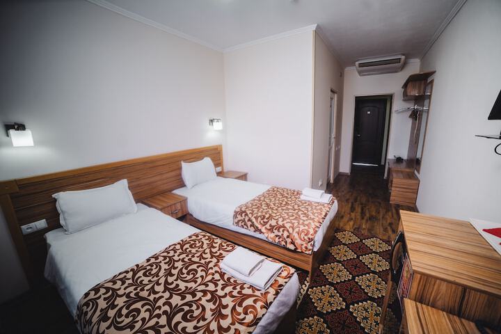 Room 12 of 78