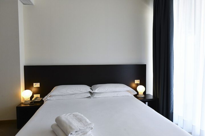 Room 55 of 102