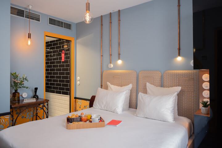 Room 4 of 36