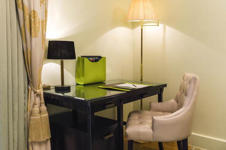 Room 39 of 155
