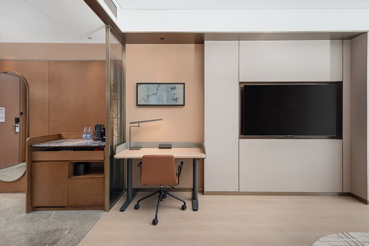Room 19 of 67