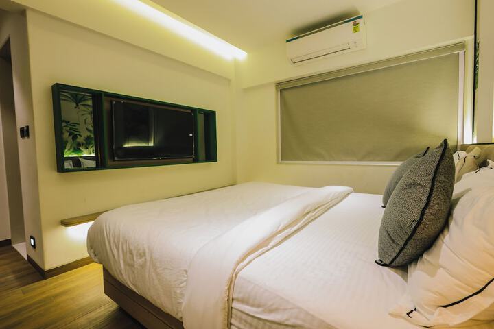 Room 18 of 44