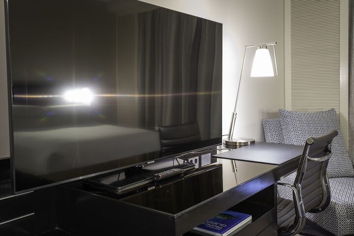Room 12 of 164