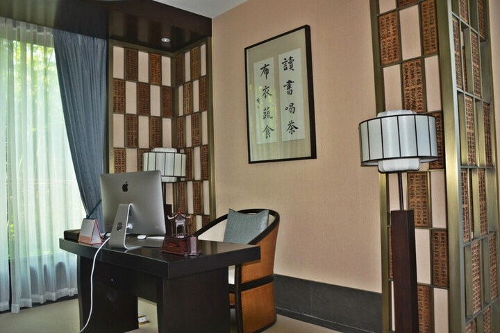 Room 23 of 59