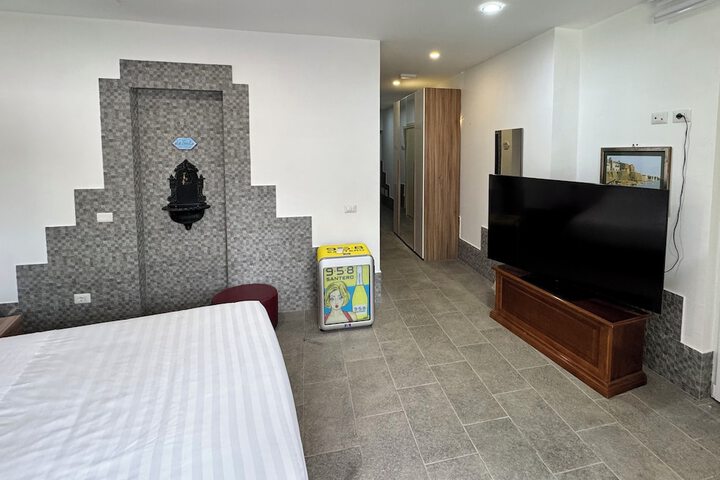 Room 29 of 65