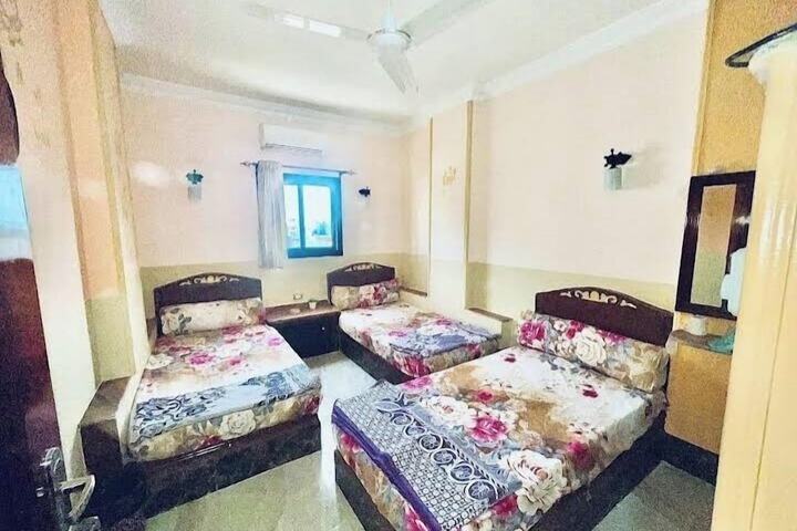 Room 8 of 19
