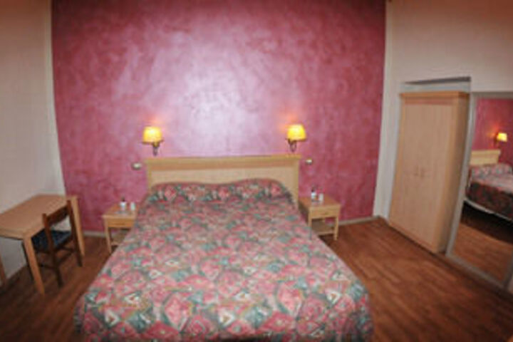 Suite Room