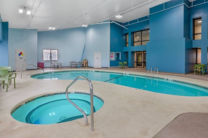 Hotel with Pool