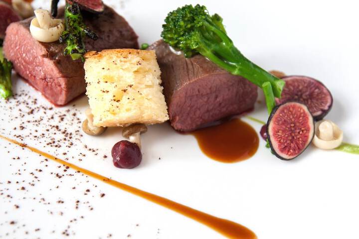 Dining 38 of 69