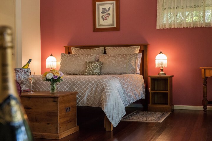 Room 6 of 31