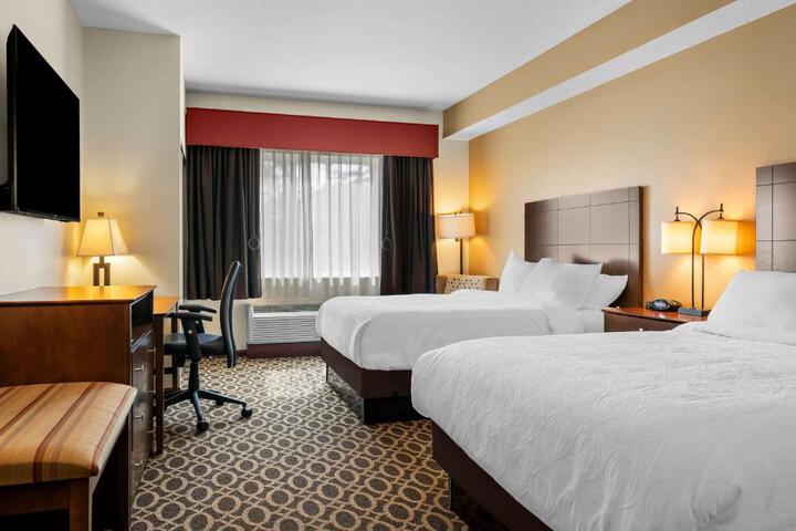 Standard Room, King or Two Doubles (1 of 4)